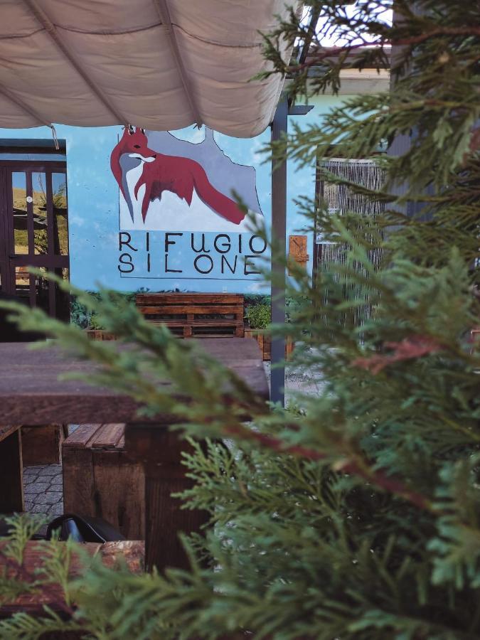Hostel Rifugio Silone Pescina Zewnętrze zdjęcie