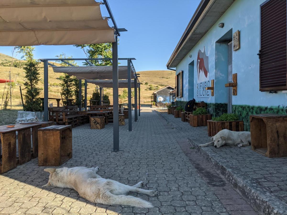 Hostel Rifugio Silone Pescina Zewnętrze zdjęcie